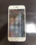 iPhoneの画面割れと液晶表示異常！？スマップル宇都宮店で即日修理！